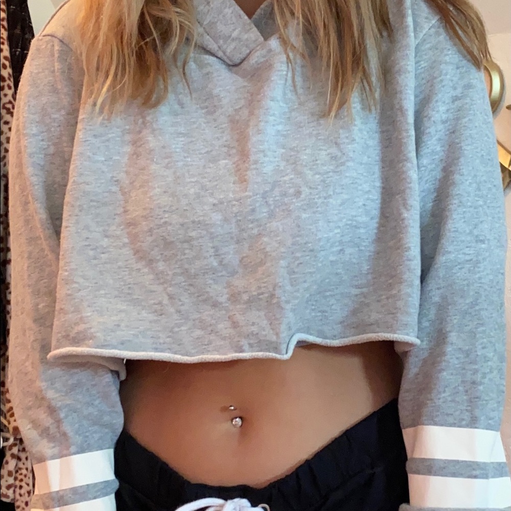 Grey Long sleeve Cropped Sweatshirt